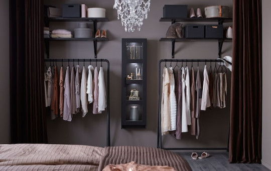 An open wardrobe for fashionistas - IKEA