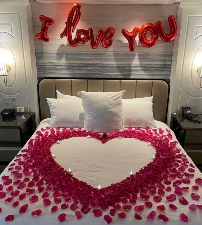 Beautiful Wedding First Night Bedroom Decoration Ideas