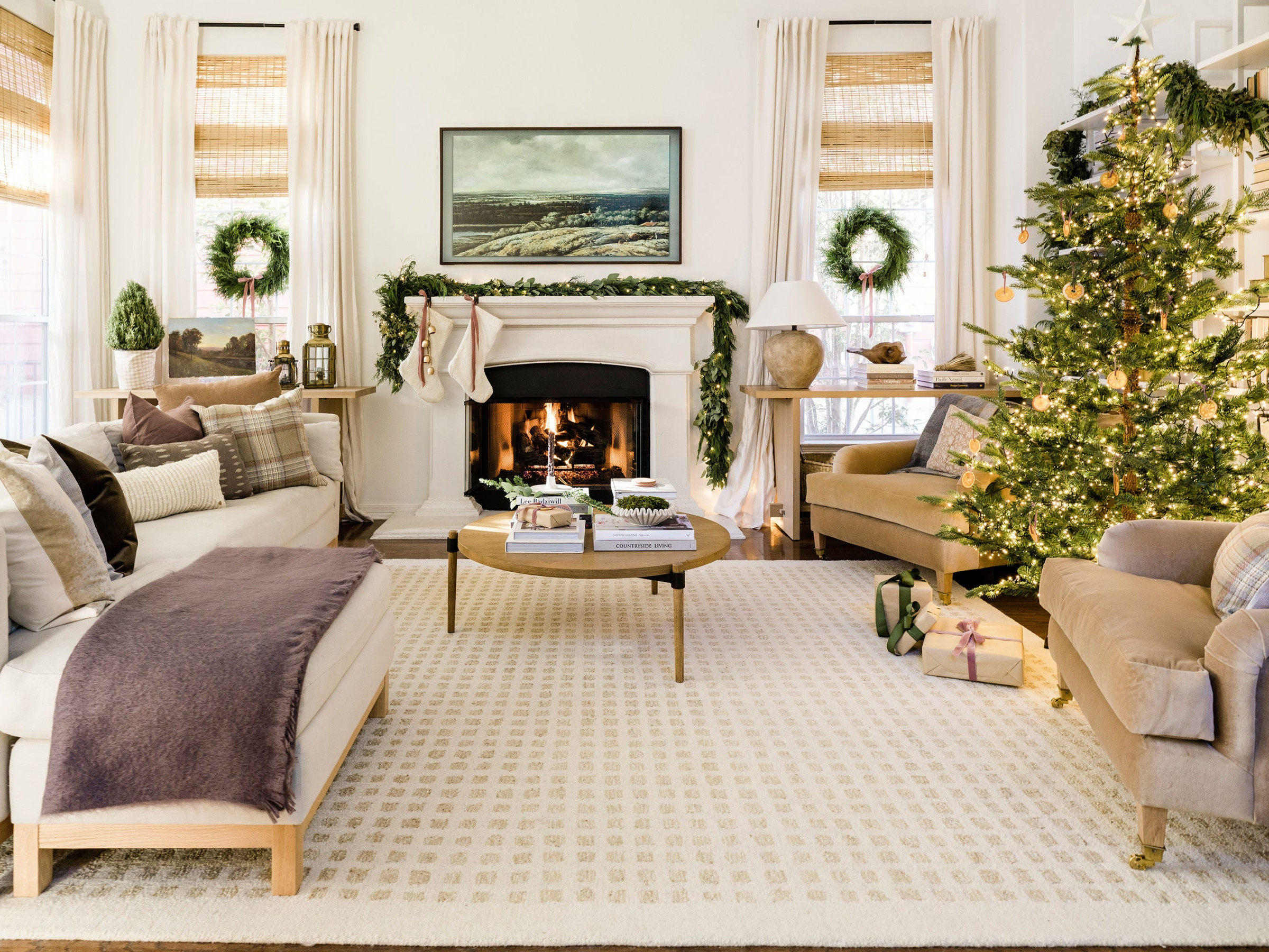 + Best Christmas Living Room Decor Ideas - Holiday Decorating