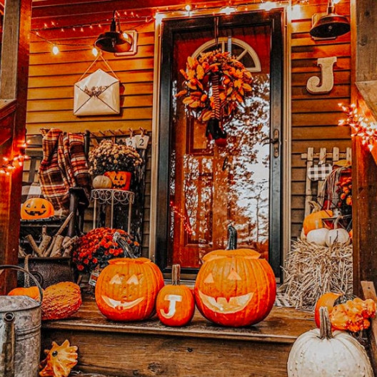 Boo! Here Are  Spooky Halloween Home Decor Ideas - Oya Costumes