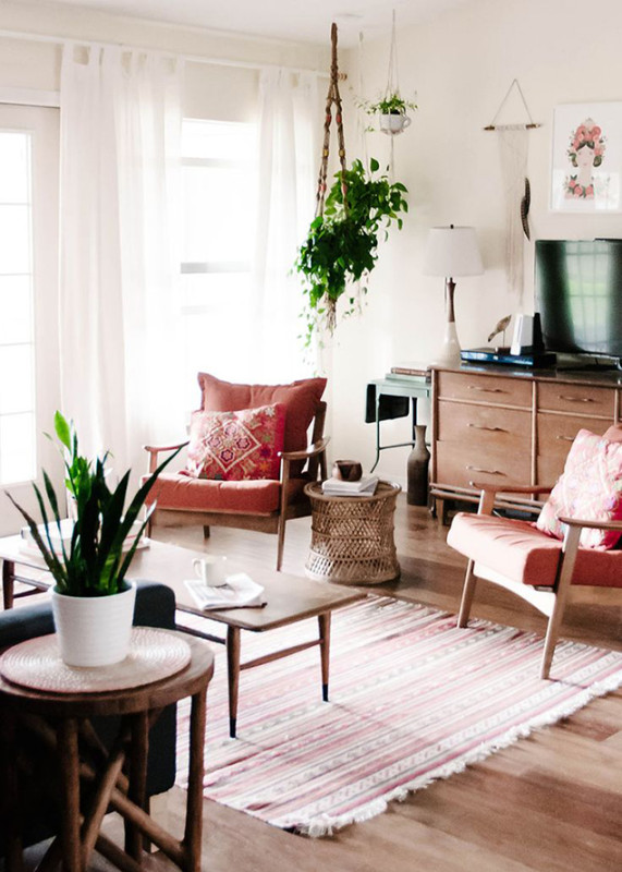 Buying Vintage Home Decor - What To Know - House Of Hipsters