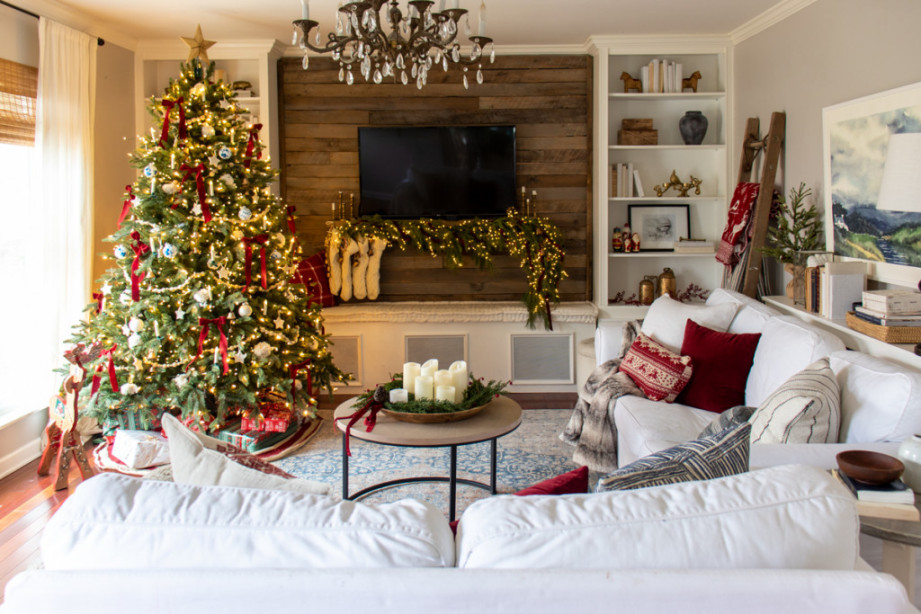 Christmas Living Room  - Shades of Blue Interiors