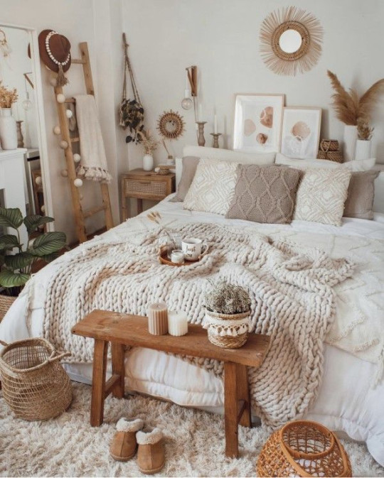 Create a Cozy Boho Bedroom ( Easy Steps)