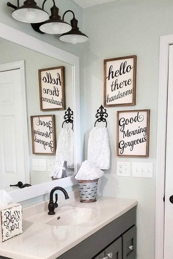 Creative Ideas for Bathroom Wall Decor to Give Your Bathroom a