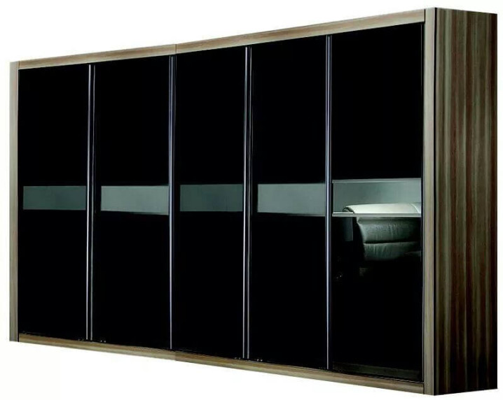 Customised Black Wardrobe - Living Solution Pte Ltd