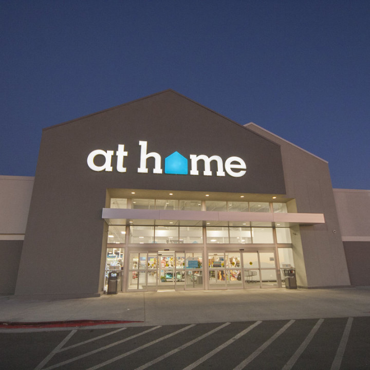 El Paso, Texas Retail Leasing News - At Home decor chain opens