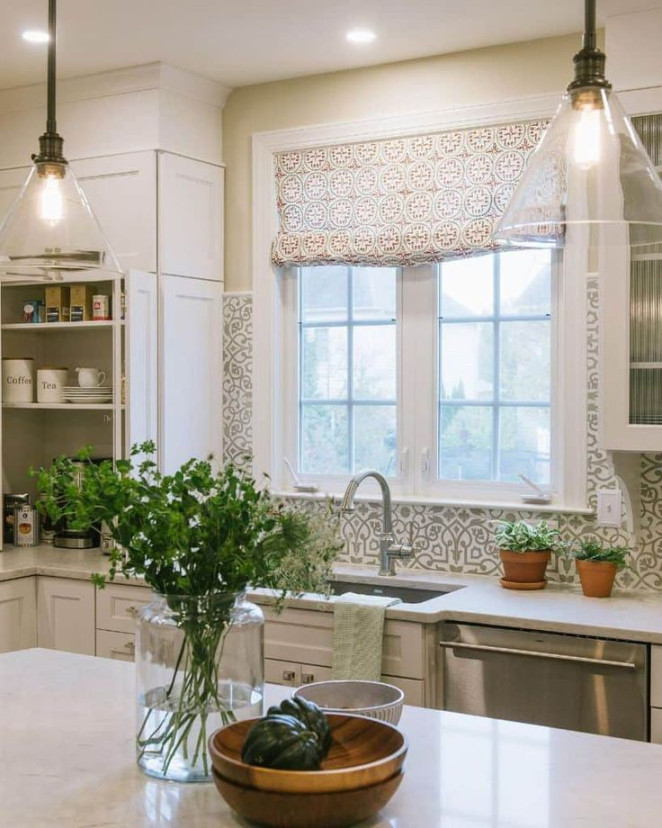 Elegant Kitchen Curtain Ideas to Complement Your Culinary Space