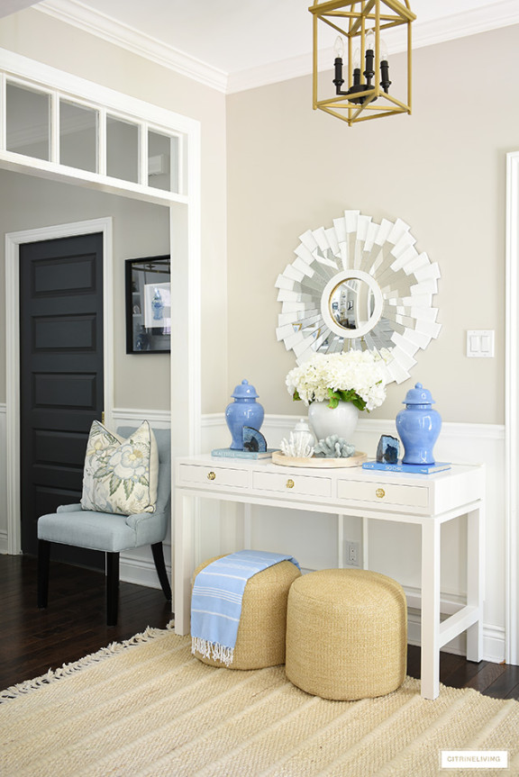 ENTRYWAY DECORATING IDEAS FOR SUMMER - CITRINELIVING