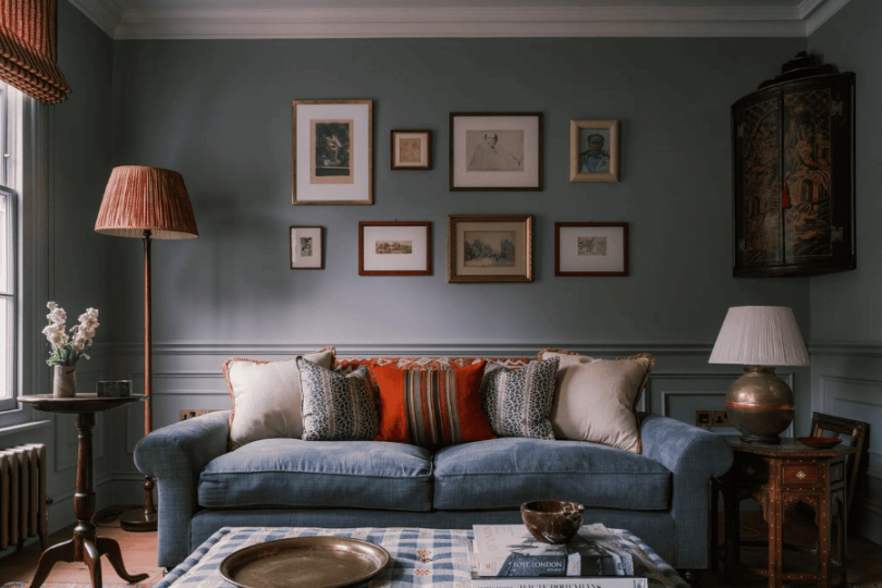 Fabulous Blue Living Room Ideas: Decorating with Calm Blue Accents