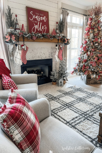 Festive Christmas living room decor using red and white