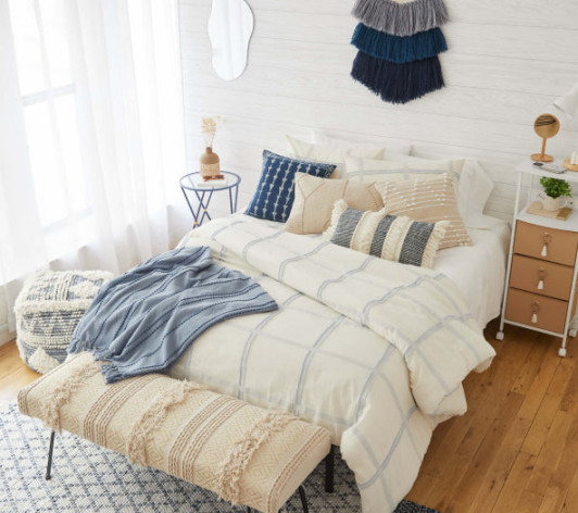 Off-Campus College Apartment Decor Ideas  Dormify