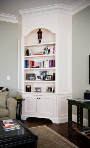 Painted Corner Cabinet - Living Room - Charleston - by Hostetler