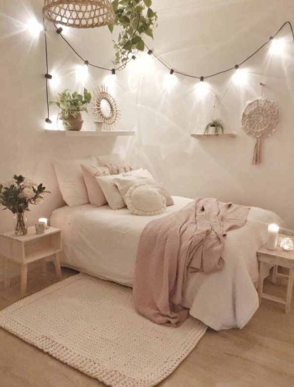 Simple Aesthetics Room Decor