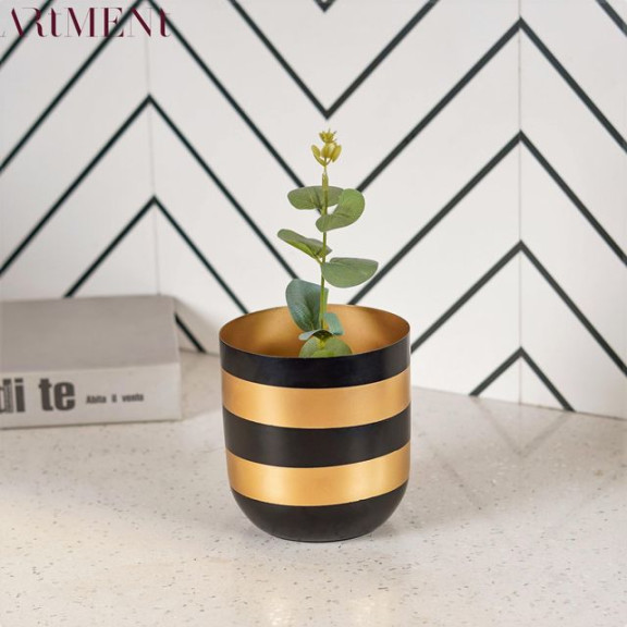 The Artment Handcrafted Metal Planter For Home Decor - Buy online