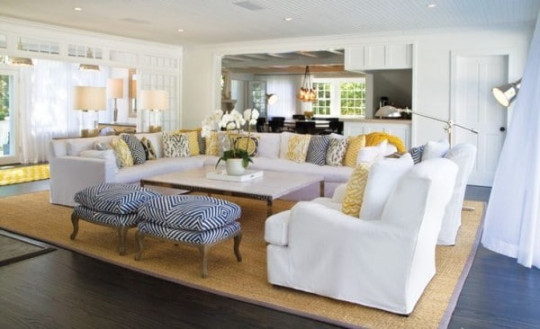 Tips for Styling Large Living Rooms {& Other Awkward Spaces