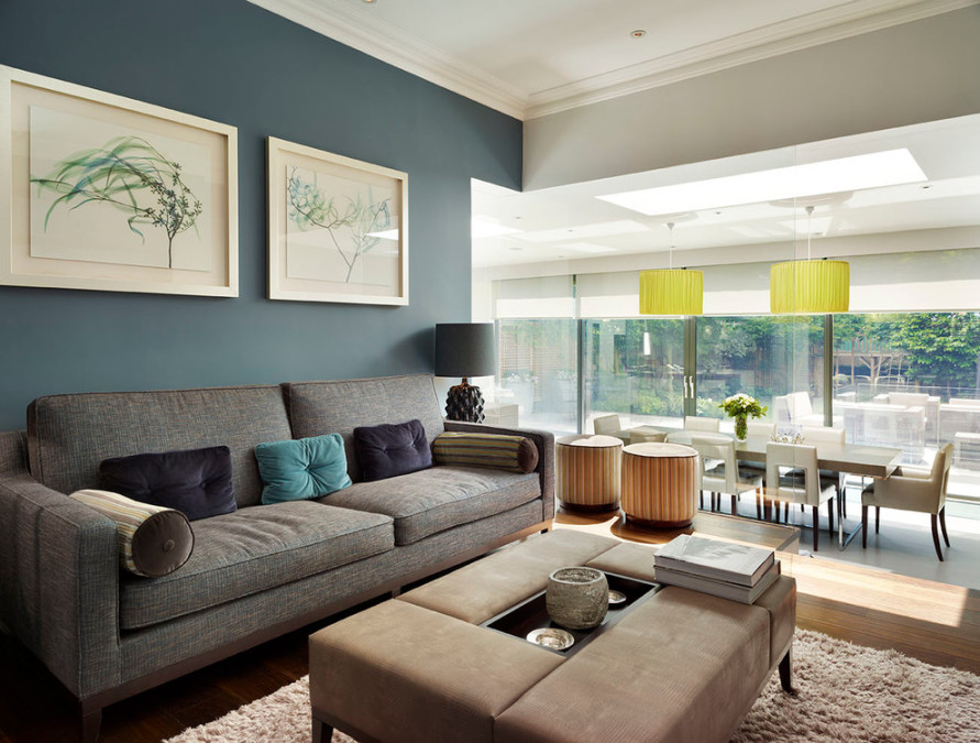 Ways to Welcome a Grey Sofa Into Your Living Room