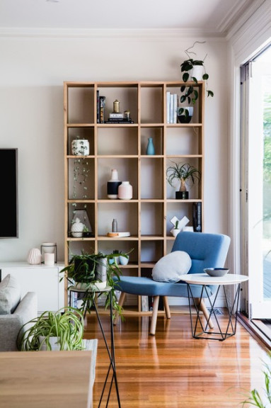 Ways to Work Open Shelves in Your Living Room  Houzz IE